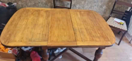 Photo of free Extendable dinning table (Furzedown SW17) #2