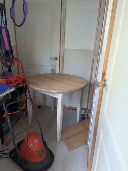 Photo of free Circular extending table (Sollom L40) #1