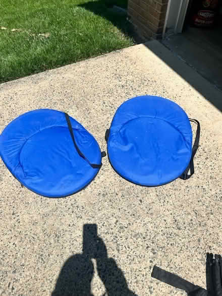 Photo of free Ground chairs - Folding (FFX/Centreville near Costco) #2