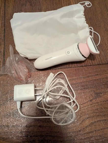 Photo of free Phillips Wet Dry Electric Shaver (Japantown, San Jose) #1