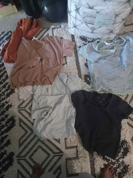 Photo of free Women's Casual clothing (mediums) (Northern va) #1