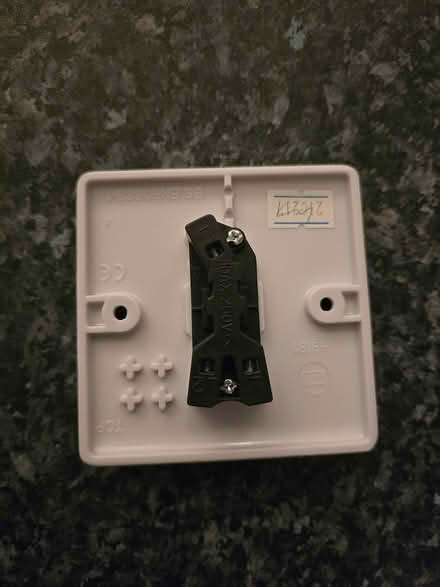 Photo of free Light switch (IG6 3s) #2