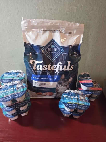 Photo of free Blue Buffalo Tastefulls Cat Food (Kew Gardens) #1