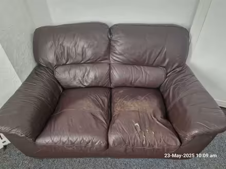 Photo of free Sofa (Welling DA16) #2