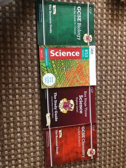 Photo of free Science Books KS3 and lower (Woodhall AL7) #1