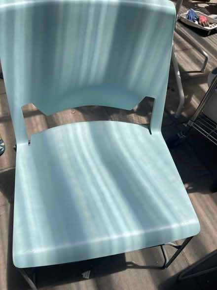 Photo of free 2 plastic chairs (Sunnyvale (near CalTrain)) #4