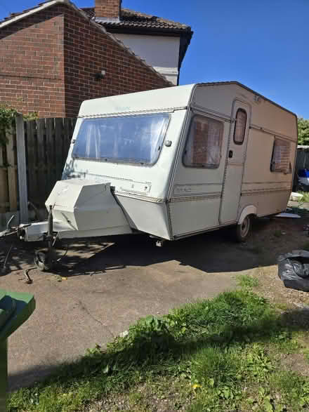 Photo of free Caravan Ace Debutante (LS4 Burley) #3