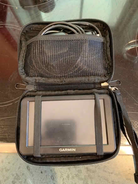Photo of free Garmin Sat Nav (Elephant and castle SE11) #1