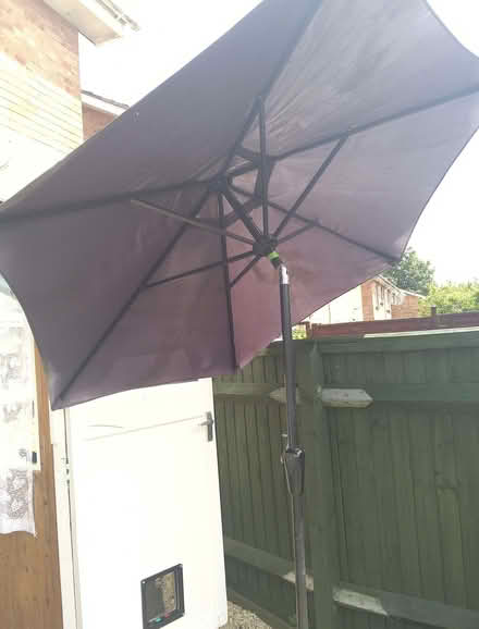Photo of free Garden parasol (Minchery Farm OX4) #2