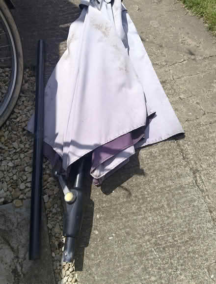 Photo of free Garden parasol (Minchery Farm OX4) #1