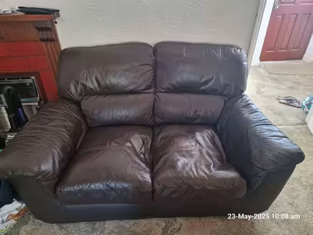Photo of free Sofa (Welling DA16) #3