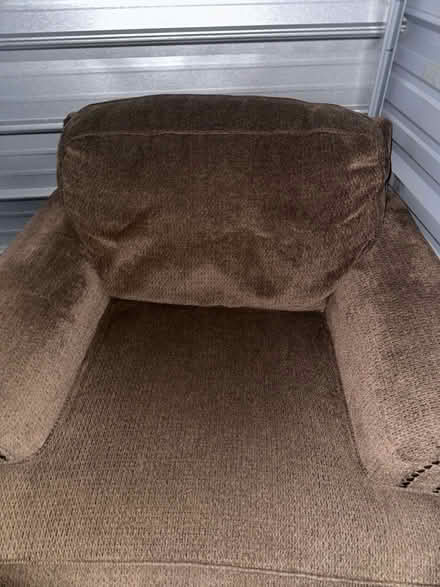Photo of free Comfy oversized chair (Glasco) #1