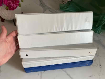 Photo of free 5 three ring binders (Skokie) #1