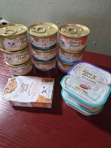 Photo of free Assorted Fancy Feast Cat Food (Kew Gardens) #1