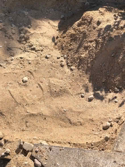 Photo of free Broken slabs and builders sand (New Addington - Parkway CR0) #2