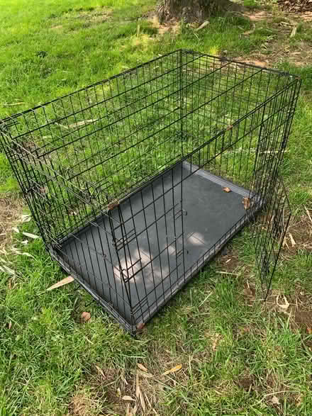 Photo of free Collapsible dog cage (Glenarden) #1