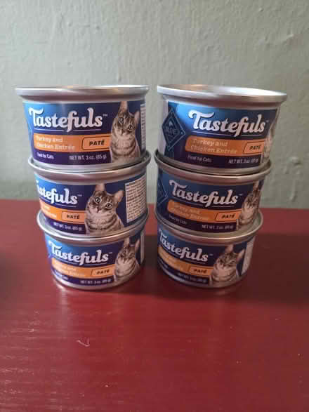 Photo of free Blue Buffalo Tastefulls Cat Food (Kew Gardens) #2