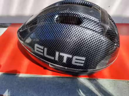 Photo of free Cycling Helmet (Stubbington PO14) #1