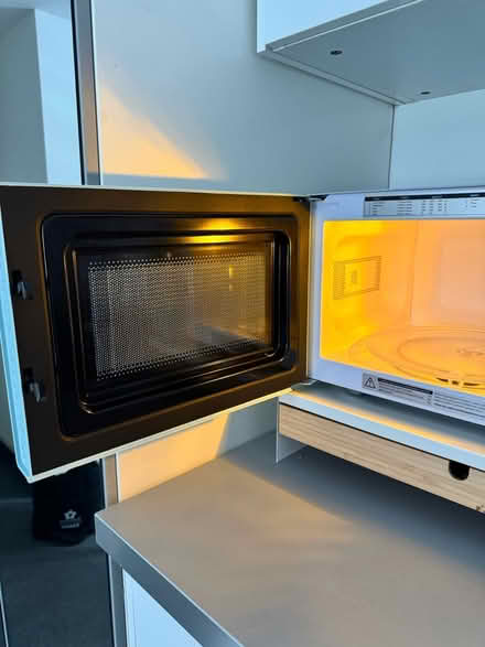 Photo of free Comfee microwave (Ealing) #2