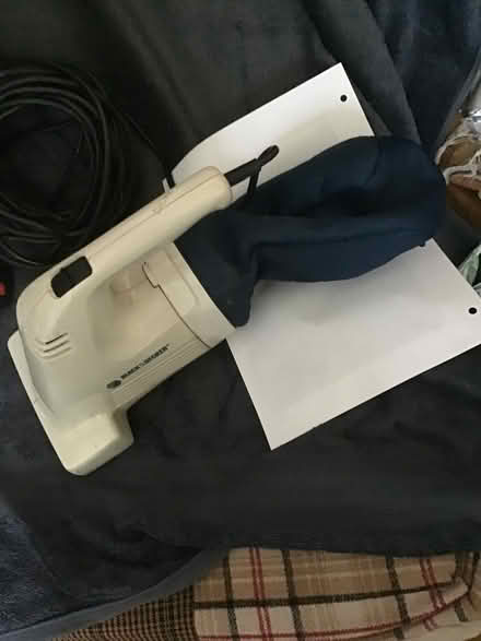 Photo of Black and Decker hand held vacuum cleaner (Silverhill TN37) #1