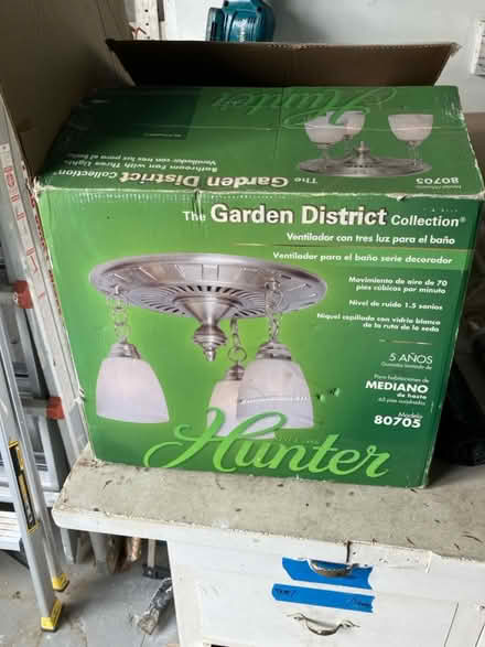 Photo of free Bathroom fan with lights (Mission Hills) #1