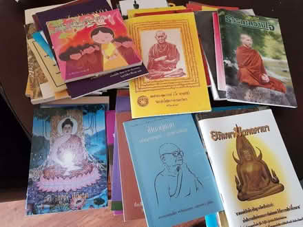 Photo of free Books in Thai on Buddhism (Hatch End HA5) #1