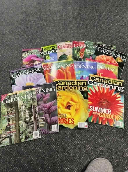 Photo of free Canadian Gardening magazines (Royal York/Norseman) #1