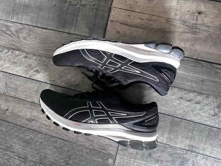 Photo of free ASICS trainers (SE25 6NE) #1