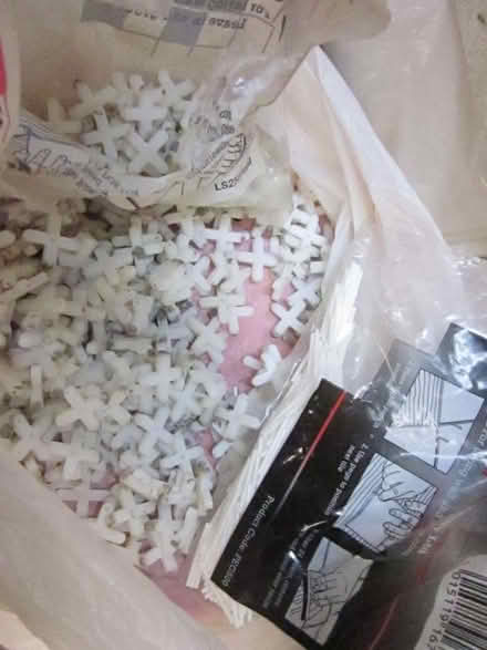 Photo of free tile spacers (Morton NR9) #1