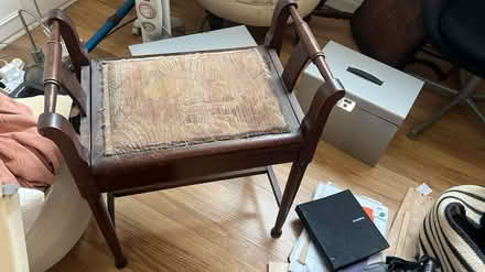 Photo of free Piano stool (SW10) #1