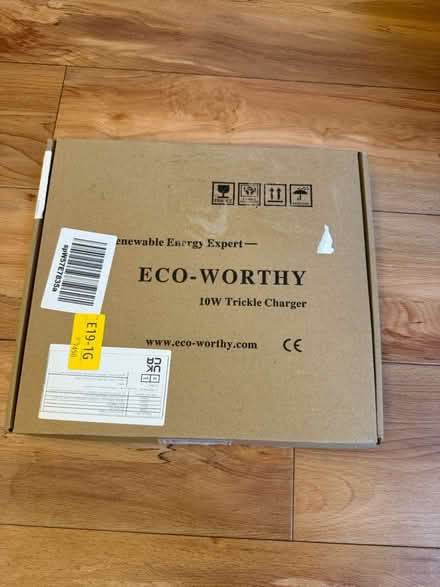 Photo of free 10W solar trickle charger (Yapton BN18) #1