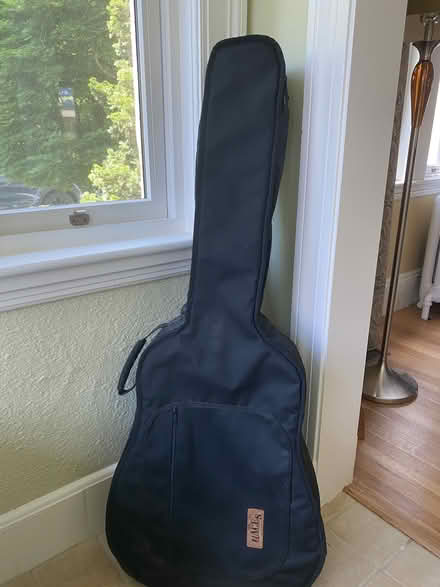 Photo of free Guitar case (soft) (Nr Fresh Pond & Mt Auburn Cem.) #1