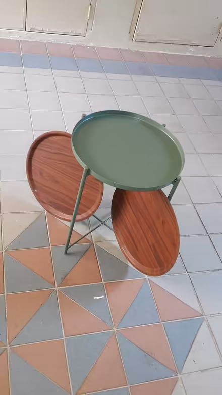 Photo of free Round Table (Queenstown, near MRT) #2