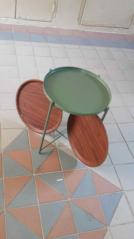 Photo of free Round Table (Queenstown, near MRT) #2