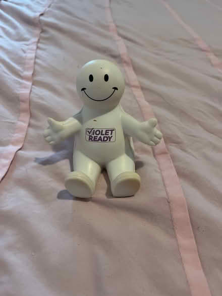 Photo of free NYU phone holder (South Brooklyn) #1