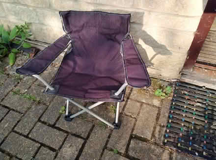 Photo of free Small child size folding chair (Kennington OX1) #1