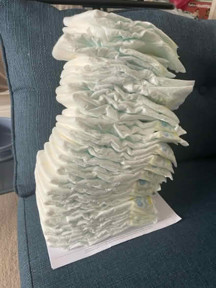 Photo of free Pampers size 2 nappies (Edenbridge) #1