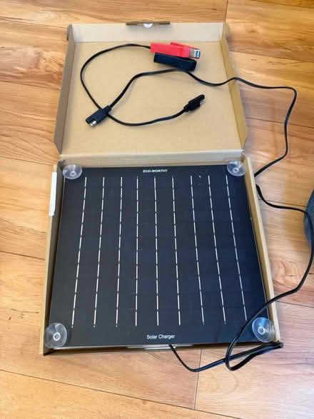 Photo of free 10W solar trickle charger (Yapton BN18) #2