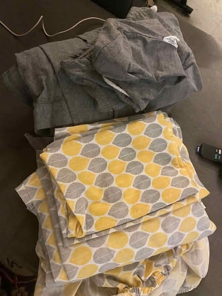 Photo of free Twin Size Cotton Sheets (Harlem) #1