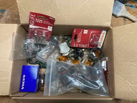 Photo of free Old car lightbulbs (Waltham ma) #1