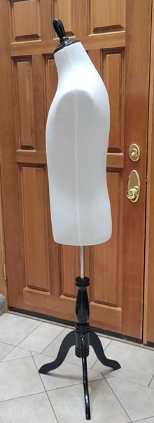Photo of free Maniquin (Near Mississippi and Dayton) #1