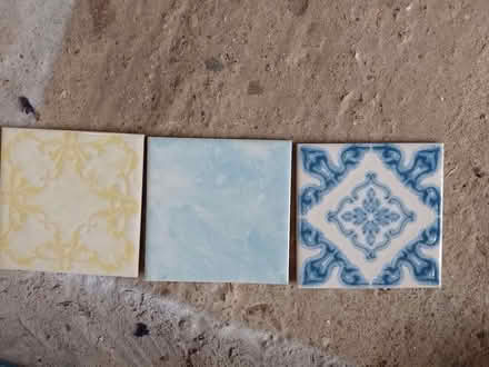 Photo of free Small ceramic tiles (spaldwick PE28) #2