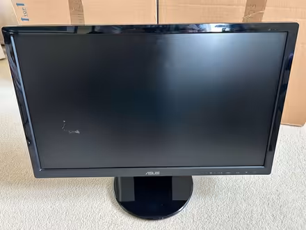 Photo of free 21.5inch LCD monitor (Lee-on-the-Solent PO13) #2