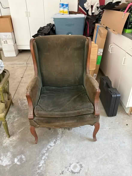 Photo of free Vintage chairs (Independence) #2
