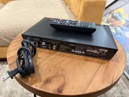 Photo of free Sony Blu-Ray Disc / DVD Player (Cooper Young) #2