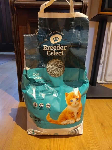 Photo of free Cat litter (Horsham RH13 9BB) #1