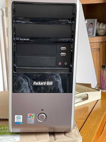 Photo of free Packard Bell Tower Unit, Keyboard and two speakers. (Linden GL1) #1