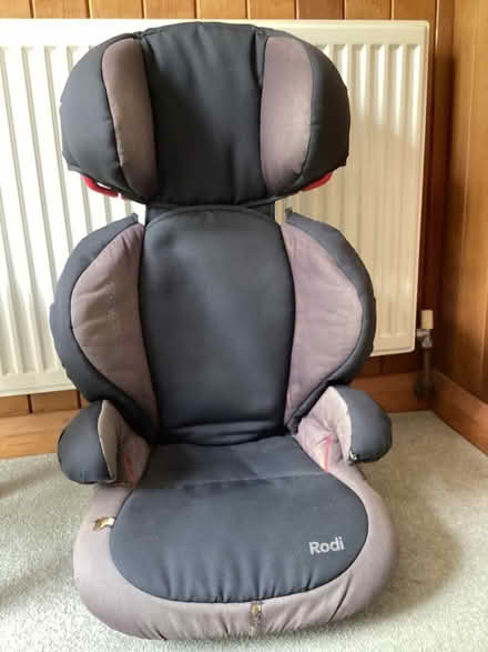 Photo of free Maxi-cosi car seat (Coleshill HP7) #1