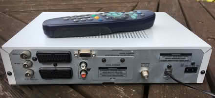 Photo of free SkyDigibox with Remote (Irby CH61) #3