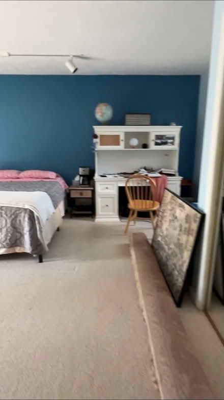 Photo of free Desk with Hutch (Accokeek MD) #2